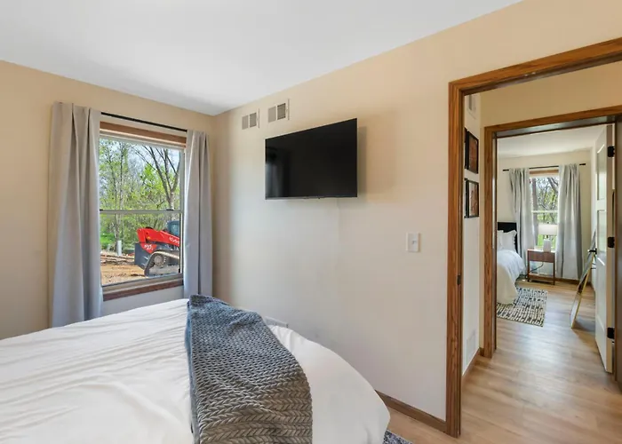 Brand New Construction With Stunning Golf Views! Villa